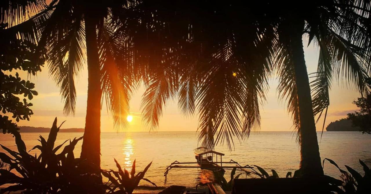 Sunset Beach Batudaka Exterior photo